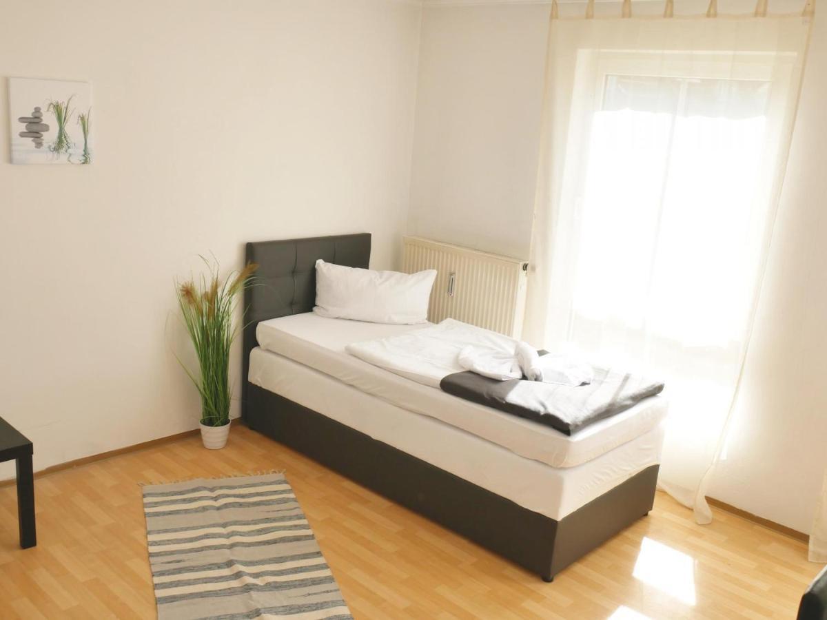 Sunnyhome Monteurwohnungen Und Apartments In Schwandorf Exterior photo